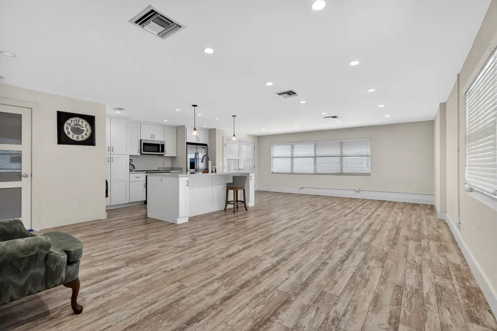 234 NE 4th Avenue Delray Beach FL