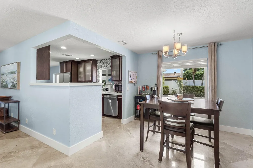 11832 Banyan Street Palm Beach Gardens FL 33410