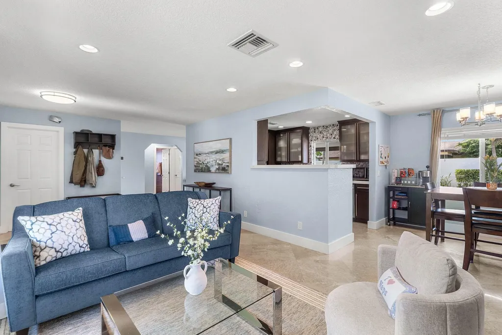 11832 Banyan Street Palm Beach Gardens FL 33410