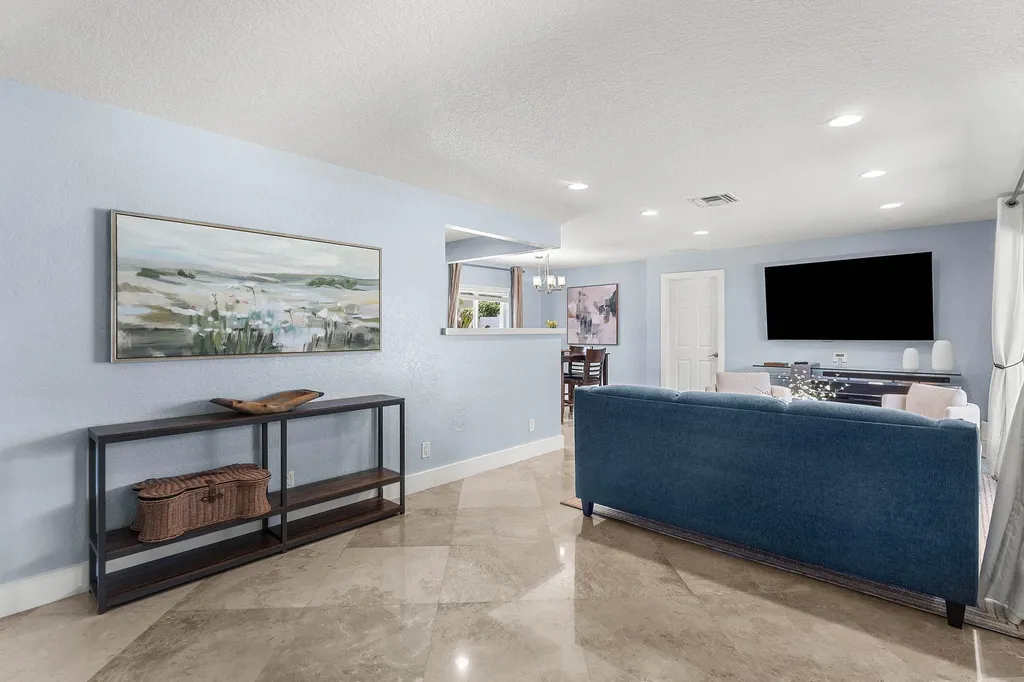 11832 Banyan Street Palm Beach Gardens FL 33410
