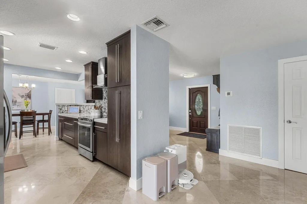 11832 Banyan Street Palm Beach Gardens FL 33410