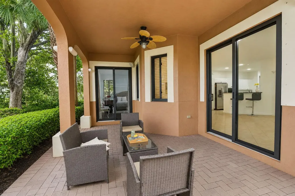 2883 Kinsington Circle Weston FL 33332