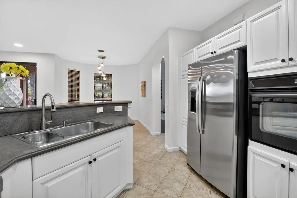 2883 Kinsington Circle Weston FL 33332
