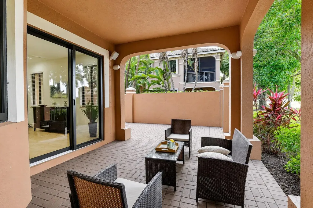 2883 Kinsington Circle Weston FL 33332
