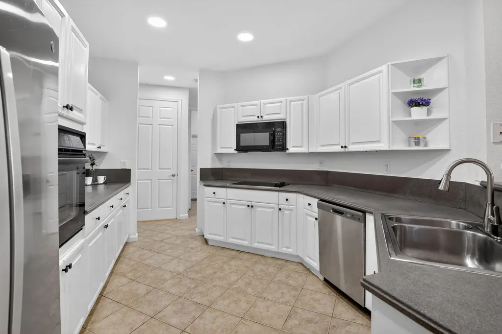 2883 Kinsington Circle Weston FL 33332