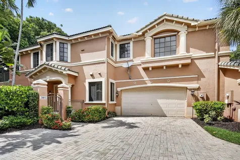 2883 Kinsington Circle Weston FL 33332