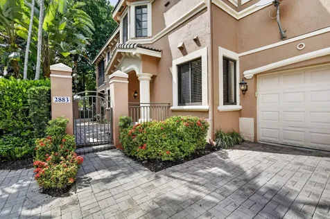 2883 Kinsington Circle Weston FL 33332