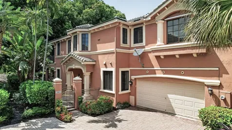 2883 Kinsington Circle Weston FL 33332