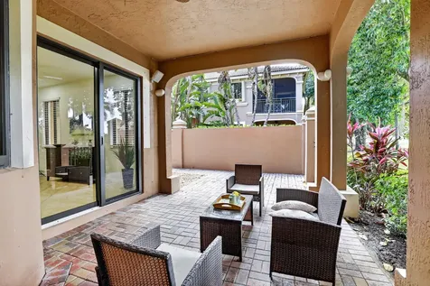 2883 Kinsington Circle Weston FL 33332