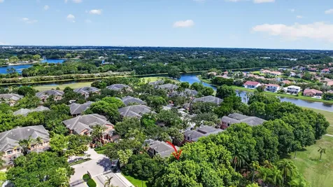 2883 Kinsington Circle Weston FL 33332
