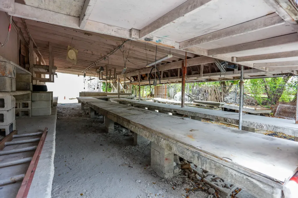 1620 S Dixie Highway Pompano Beach FL 33060