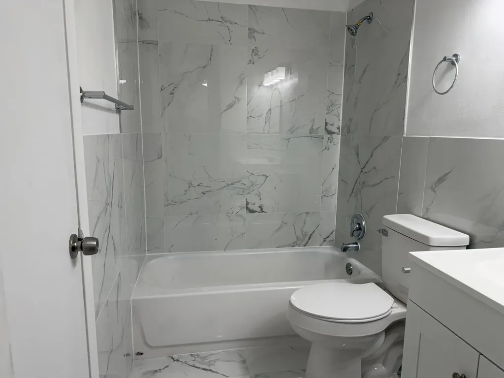 2552 NW 52nd Avenue Lauderhill FL 33313