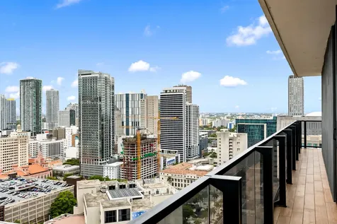 398 NE 5th Street Miami FL 33132