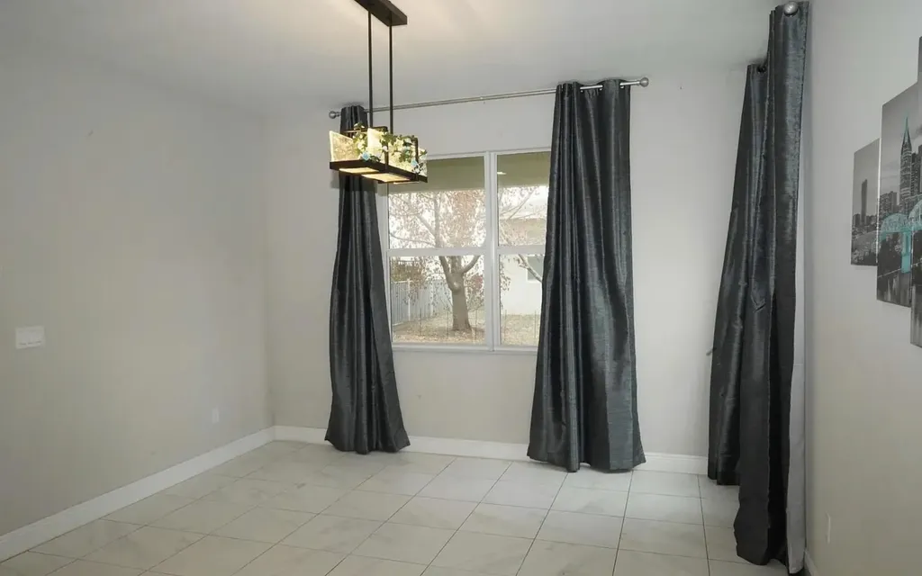 1271 NW Leonardo Circle Port St Lucie FL 34986