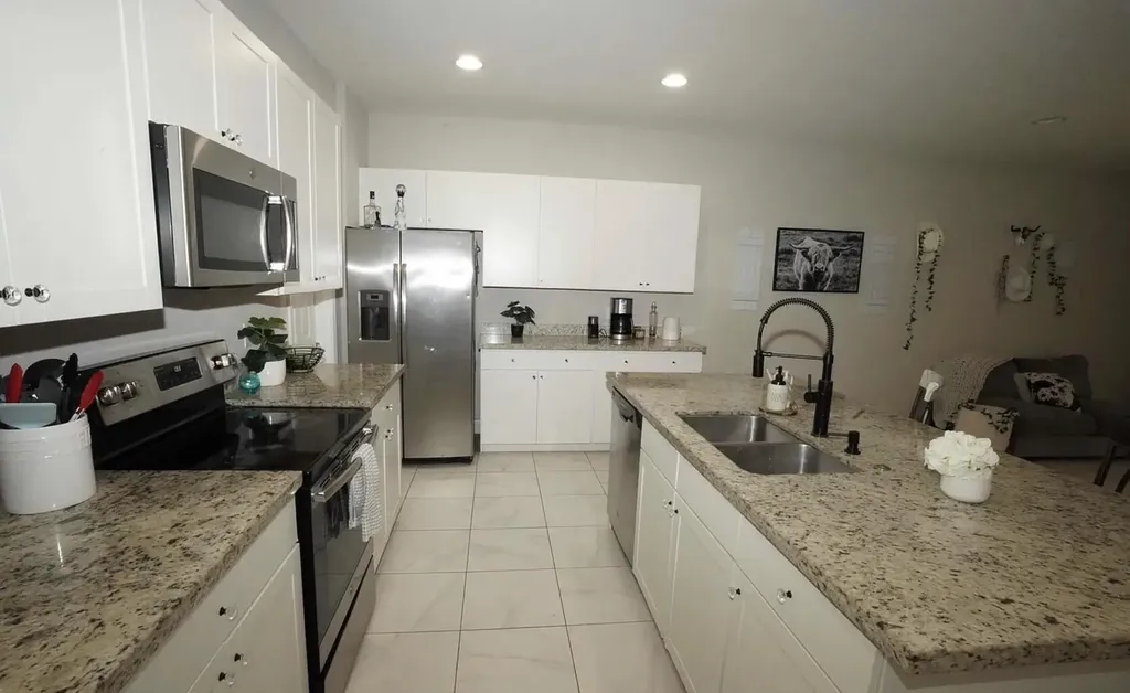 1271 NW Leonardo Circle Port St Lucie FL 34986