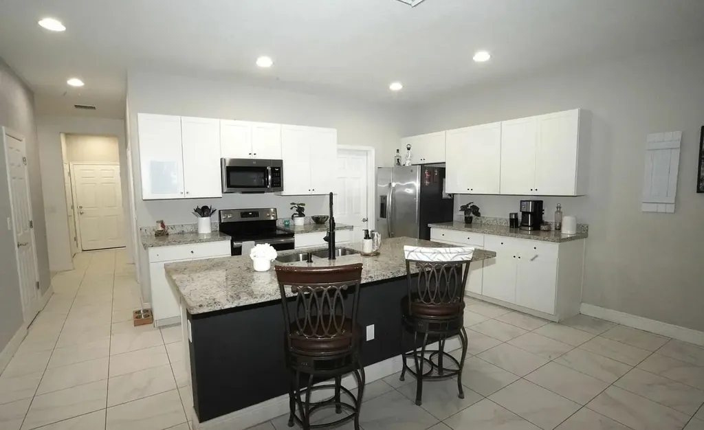 1271 NW Leonardo Circle Port St Lucie FL 34986