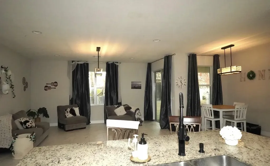 1271 NW Leonardo Circle Port St Lucie FL 34986