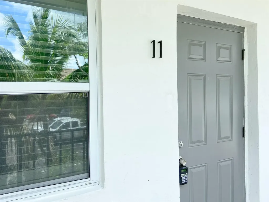 240 SW 8th Street Pompano Beach FL 33060