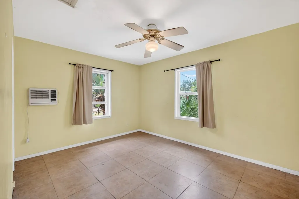 841 SW 18th Court Fort Lauderdale FL 33315