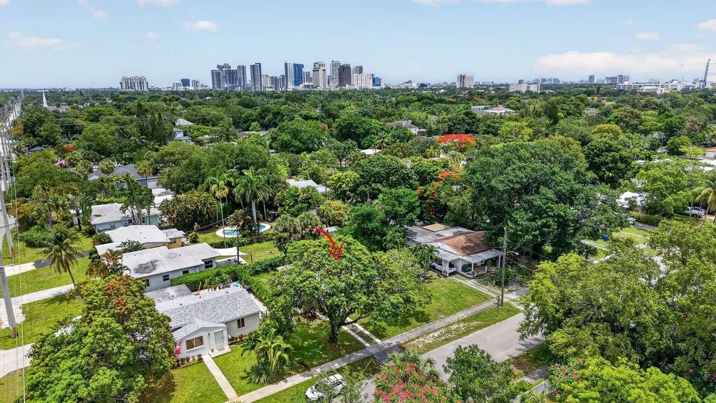 841 SW 18th Court Fort Lauderdale FL 33315