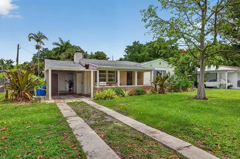 841 SW 18th Court Fort Lauderdale FL 33315
