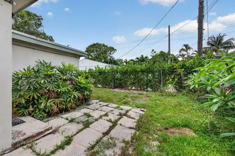 841 SW 18th Court Fort Lauderdale FL 33315