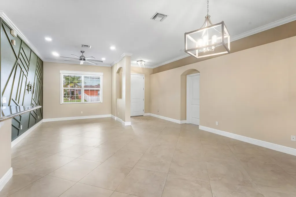 3349 SW Hill Street Port St Lucie FL 34953