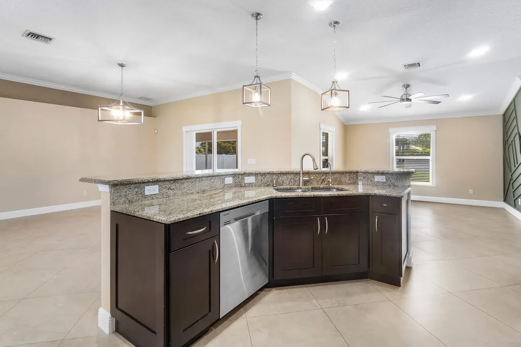3349 SW Hill Street Port St Lucie FL 34953