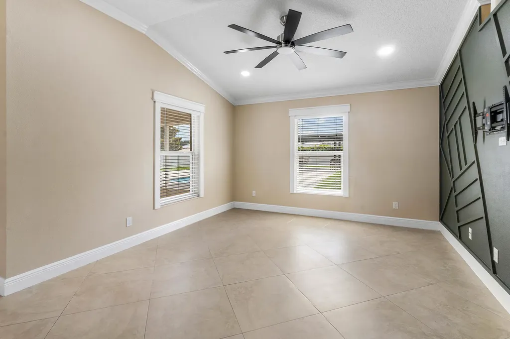 3349 SW Hill Street Port St Lucie FL 34953