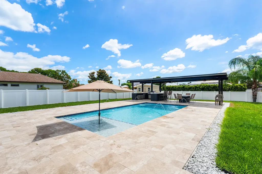 3349 SW Hill Street Port St Lucie FL 34953