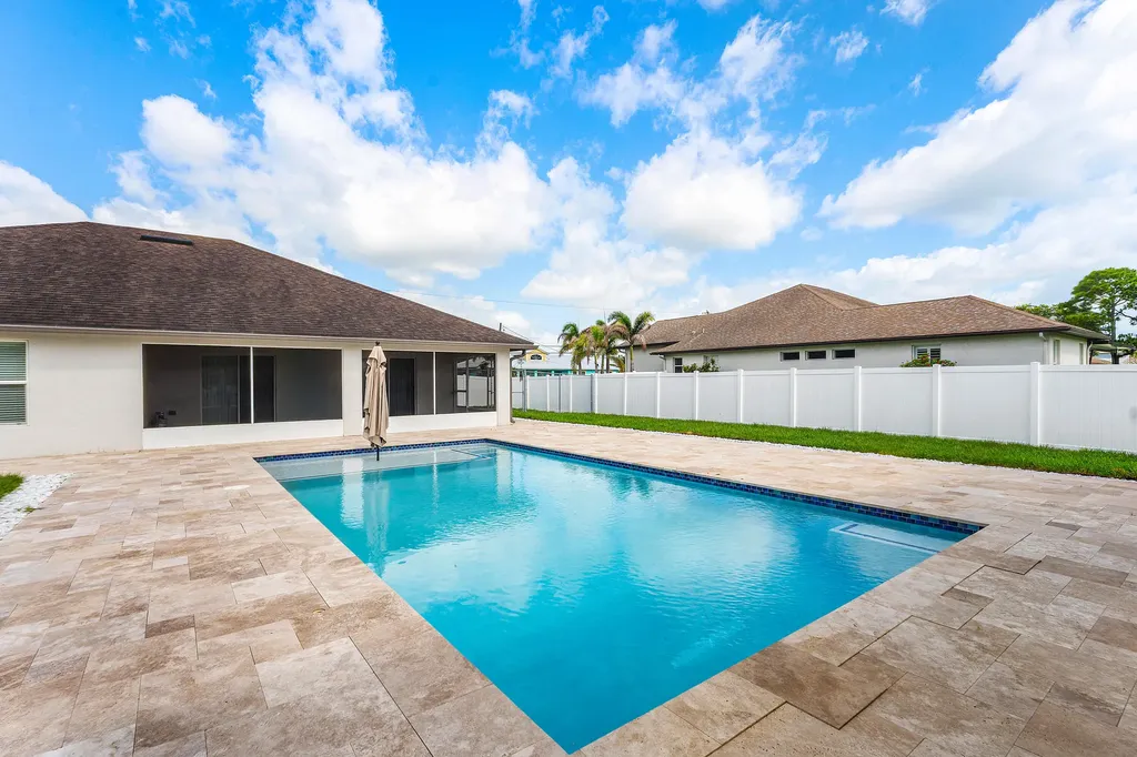 3349 SW Hill Street Port St Lucie FL 34953