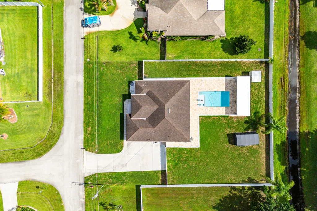 3349 SW Hill Street Port St Lucie FL 34953