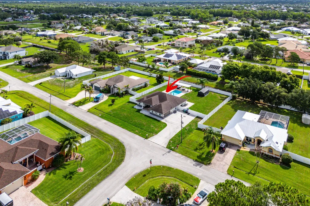 3349 SW Hill Street Port St Lucie FL 34953