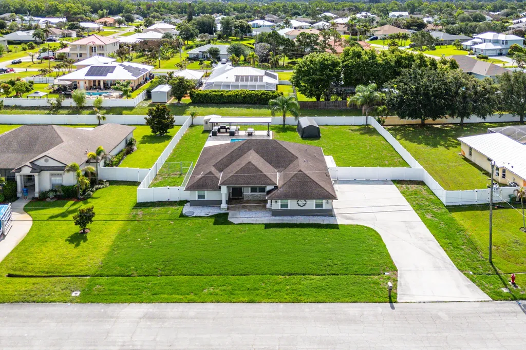 3349 SW Hill Street Port St Lucie FL 34953