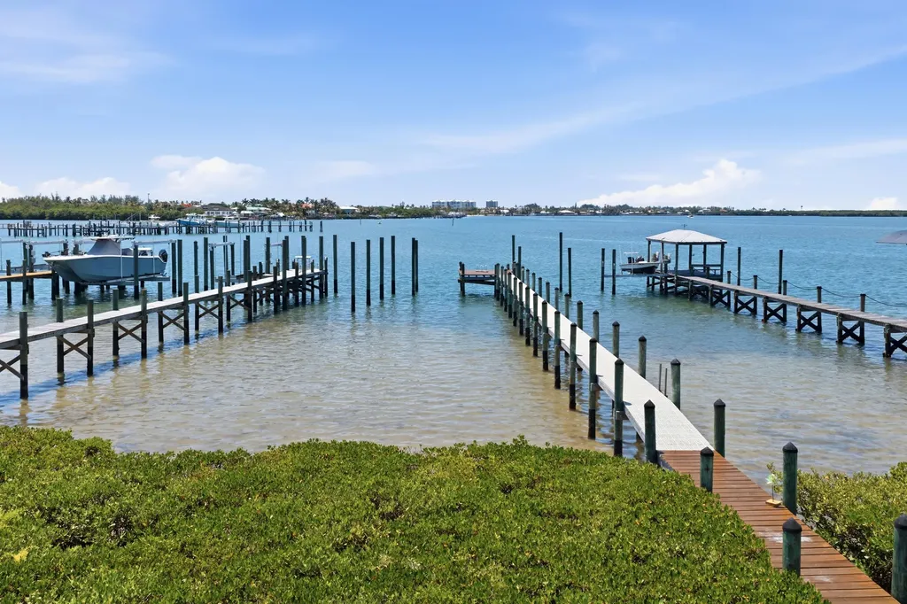 1651 Thumb Point Drive Fort Pierce FL 34949