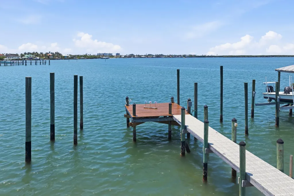 1651 Thumb Point Drive Fort Pierce FL 34949