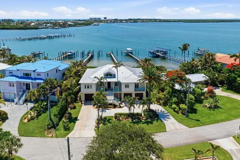 1651 Thumb Point Drive Fort Pierce FL 34949