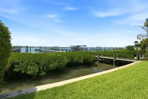 1651 Thumb Point Drive Fort Pierce FL 34949