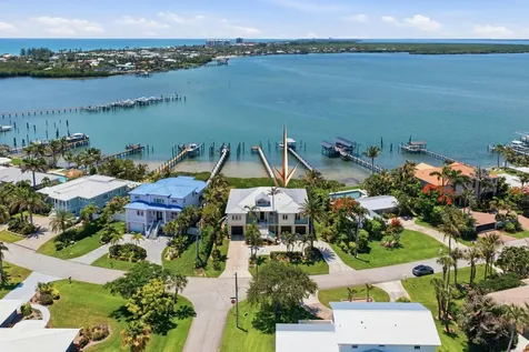 1651 Thumb Point Drive Fort Pierce FL 34949