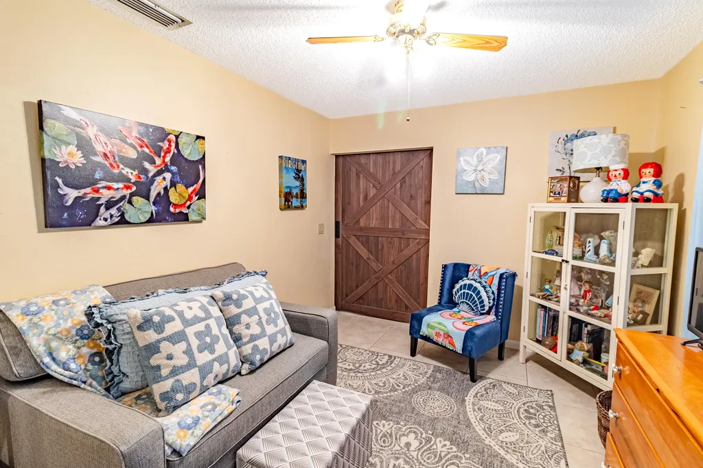 849 Salem Lane Lake Worth FL 33467