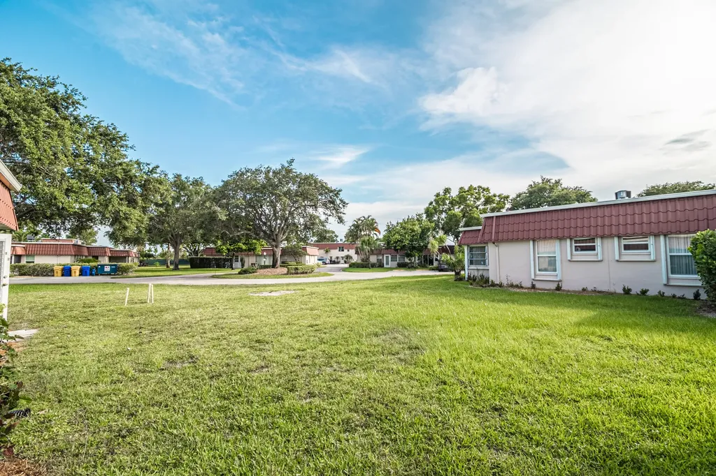 849 Salem Lane Lake Worth FL 33467