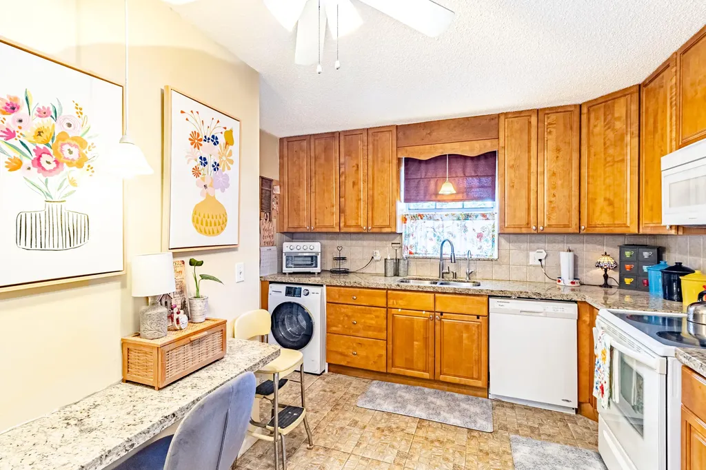849 Salem Lane Lake Worth FL 33467