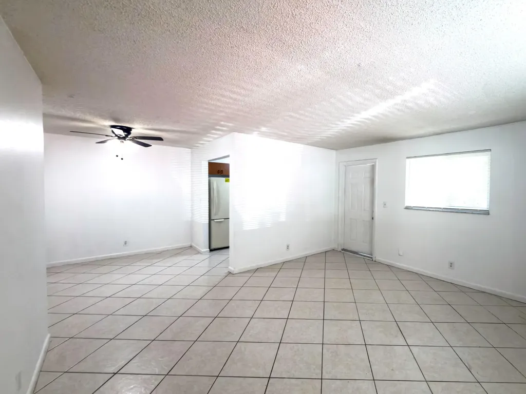 4109 Riverside Drive Coral Springs FL 33065
