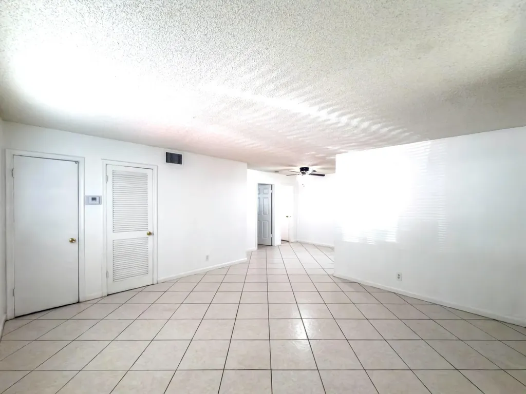 4109 Riverside Drive Coral Springs FL 33065