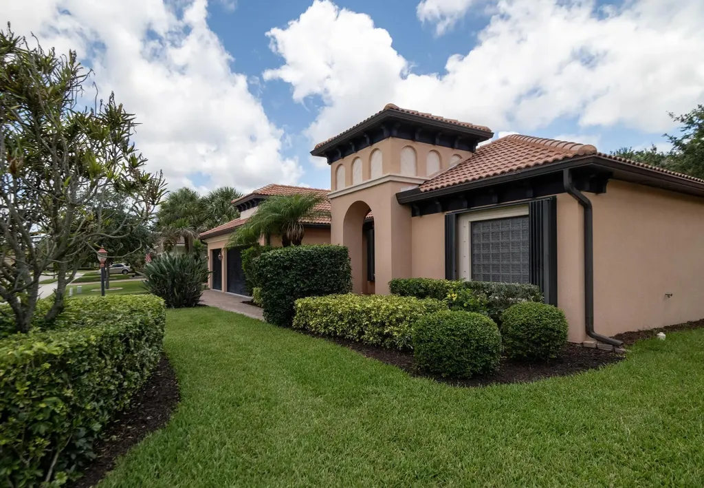 2295 NW Diamond Creek Way Jensen Beach FL 34957
