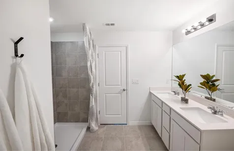 605 Oasis Lake Place Lehigh Acres FL 33936