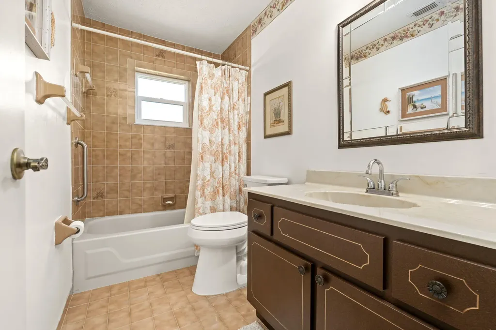 2538 SE Hallahan Street Port St Lucie FL 34952