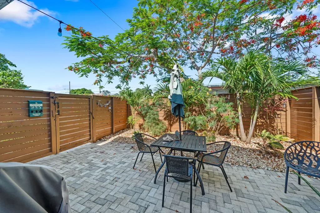 430 N K Street Lake Worth Beach FL 33460