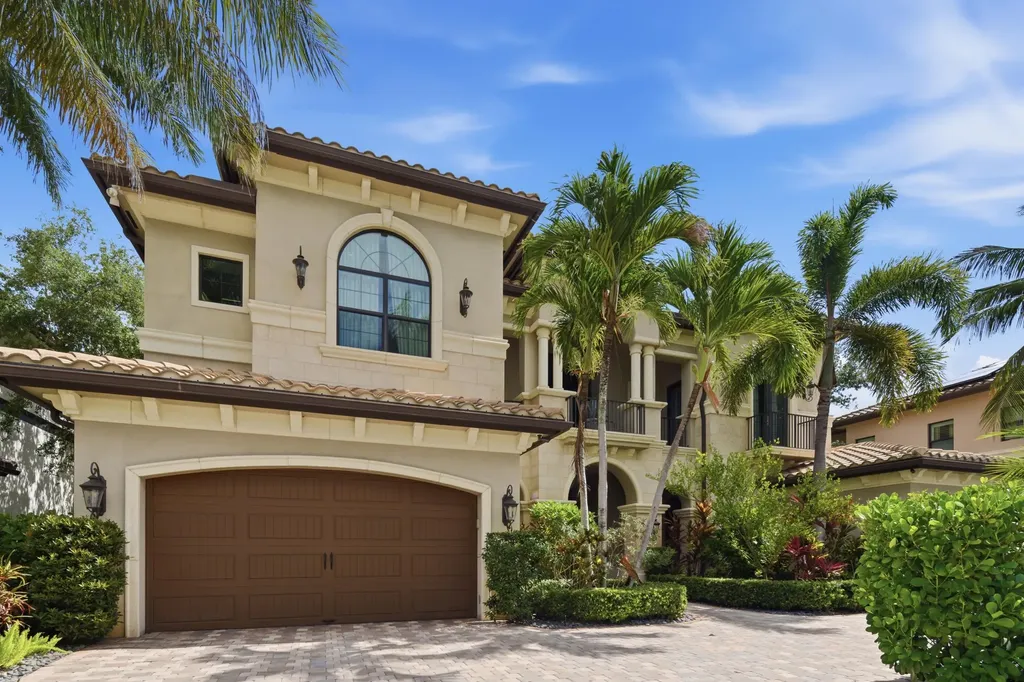 16907 Crown Bridge Drive Delray Beach FL 33446