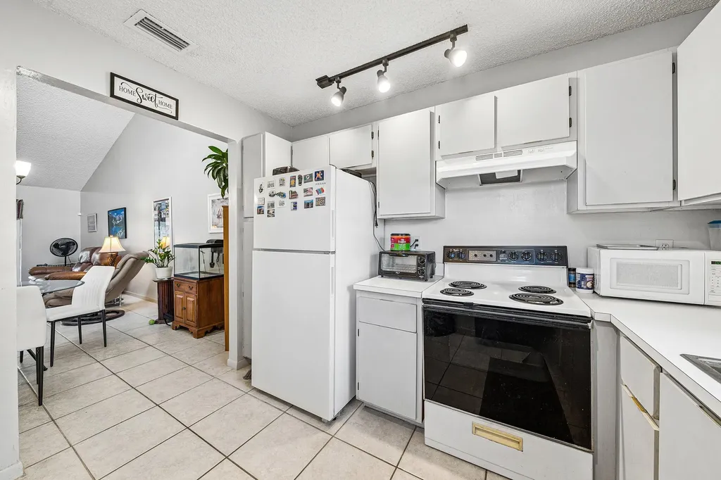 1968 Monks Court West Palm Beach FL 33415